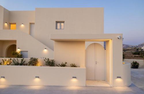 Karterados House | Azure Escape