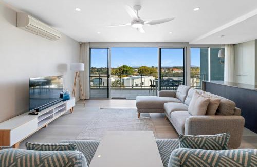 Gold Coast Resort | Azzura Greens Resort