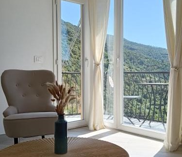 San Bernardino Apartment | Azzurro Cinque Terre