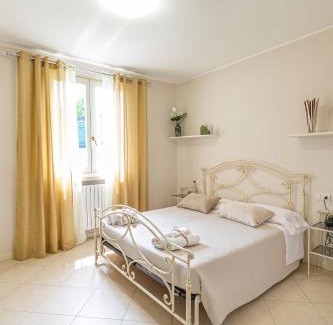 Moniga del Garda Bed & Breakfast | B&B Casa Paola