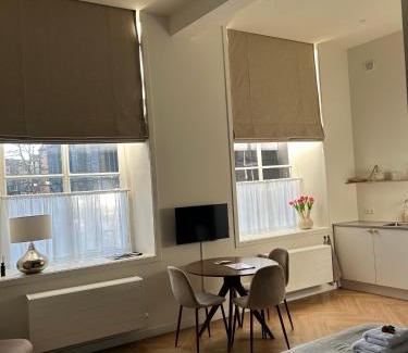 Dordrecht Bed & Breakfast | B&B Cleyn Cruysenborgh 1531