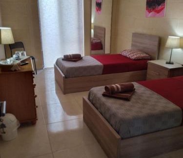 Nadur House | b&b Denis