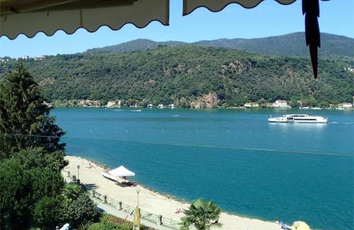 Porto Ceresio Bed & Breakfast | B&B Dolce vista al lago Lugano