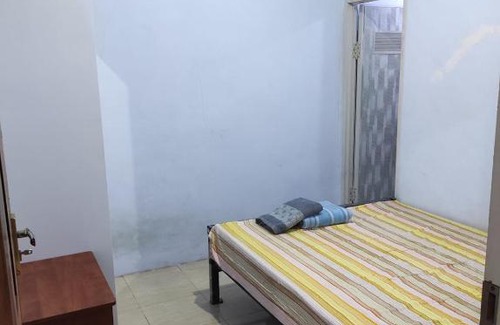 Genteng House | B&B Guest House