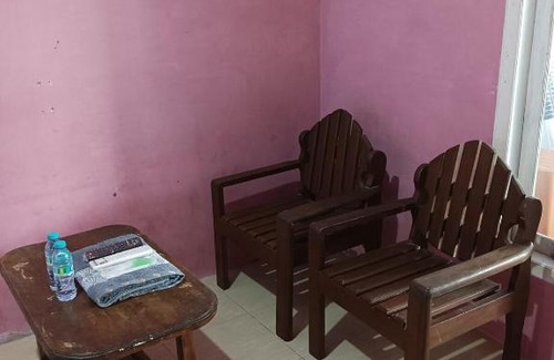 Genteng House | B&B Guest House