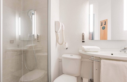 Arras Hotel | B&B HOTEL Arras Centre Les Places