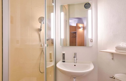 Goussainville Hotel | B&B HOTEL Goussainville CDG