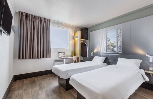 Meyzieu Hotel | B&B HOTEL Lyon Grand Stade Meyzieu