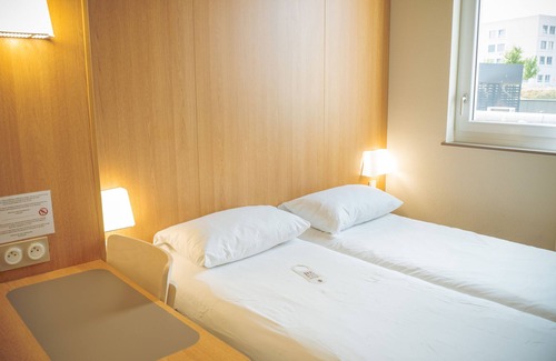 Ars-Laquenexy Hotel | B&B HOTEL Metz Est Technopole Pôle Santé