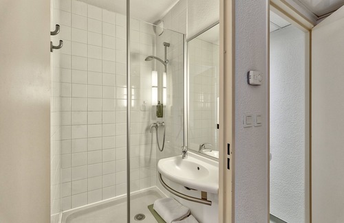 Saint-Victor Hotel | B&B HOTEL Montluçon Saint-Victor
