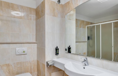 Settimo Torinese Hotel | B&B Hotel Settimo Torinese