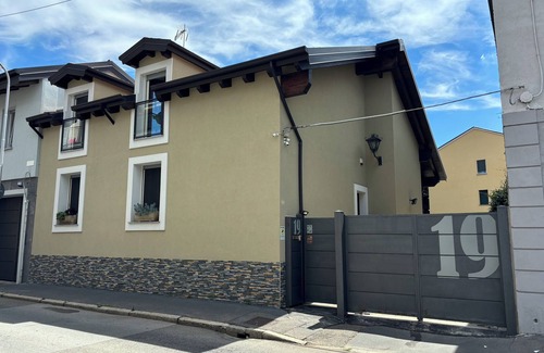 Nerviano Bed & Breakfast | B&B in Centro. Confortevole e Riservato, Circondato da un Verde Rigoglioso