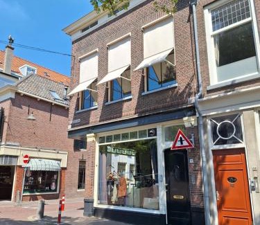 Delft Bed & Breakfast | B&B Lange Geer Delft