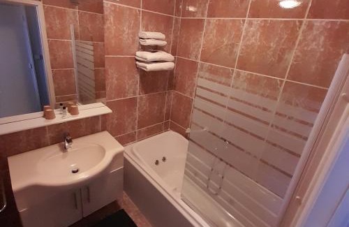 Estaing Bed & Breakfast | B&B Manoir de la Fabrègues