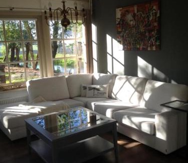 Assendelft Bed & Breakfast | B&B Saense huisje