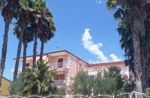 Gizzeria Bed & Breakfast | B&B Villa del Sole