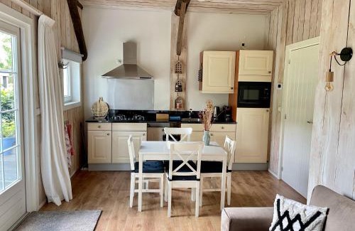 Oudeschoot Apartment | B&B Woudzicht