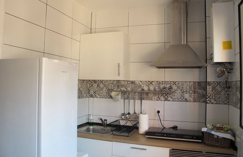 Sant Adria de Besos Apartment | B: COZY APT. NEXT TO BEACH AND 14 MIN. TO CATALONIA SQUARE