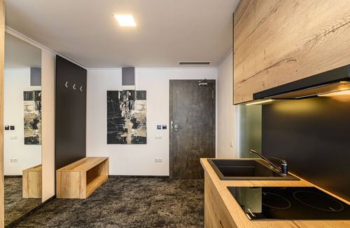 Sfantu Gheorghe Hotel | B THE HOTEL