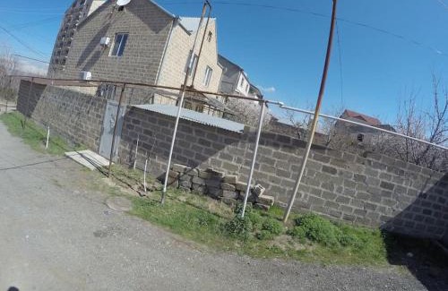 Nor-Nork Apartment | B27: Studio+BDR w/big Garden away from city heat!