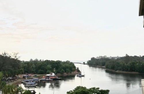 Baharu Apartment | B6 Straits View Private Apartment