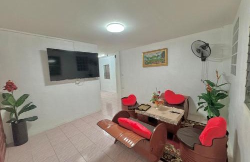 Talat Khwan Apartment | Baan Alisa 12