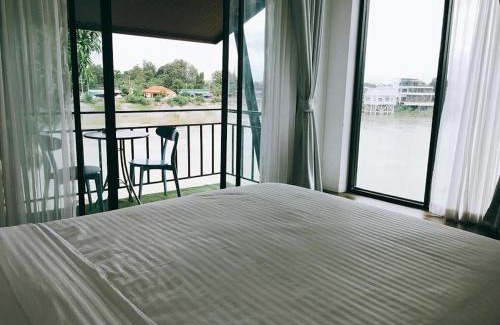 Ban Pong House | Baan Khun Nine