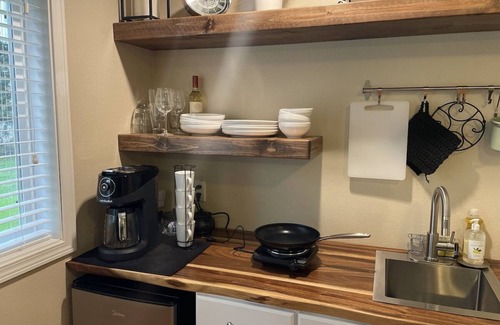 Corvallis Apartment | Baby Bella- with concierge laundry service