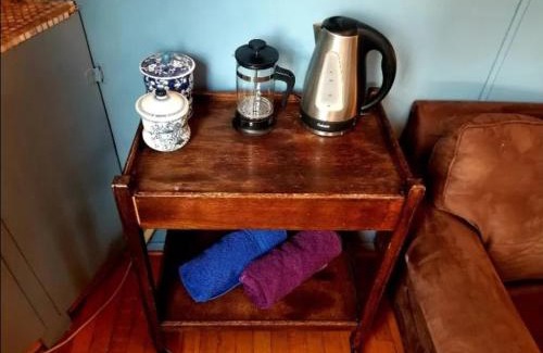 Topanga Ski Chalet | Backpacker's Dream with detached bathroom, private trails and creek!