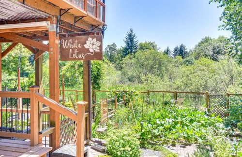 Beaverton Apartment | Backs to Wetlands Tranquil Beaverton Retreat!