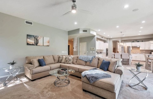 Arabian Views House | Backyard Oasis w/Private Heated Pool & TV, Pool Table, Arcade Game, Near Golf, Dining & Mayo Clinic