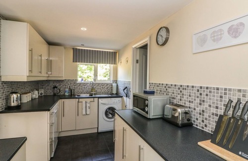 Fairseat Cottage | BADGER VIEW, romantic, luxury holiday cottage in Culverstone Green