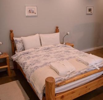 Okanagan-Similkameen Bed & Breakfast | Baergnaescht B&B