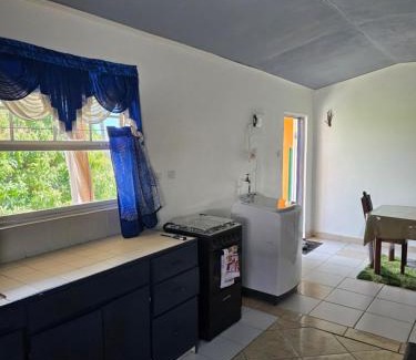 Bagatelle Terrace Apartment | Bagatelle Terrace