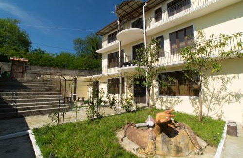 Tsqaltubo House | Bagrat Guest House