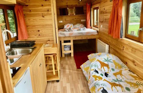 La Chapelle-Cecelin House | Baie Normandie Cottage Tiny House,40min Mt St Michel 30min Mer Draps Serviettes