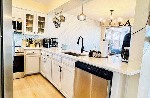 Gun Barrel City House | Bailey’s Cove Beachside Bliss
