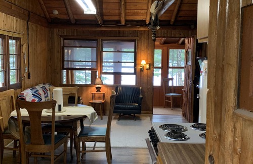Lewiston Cabin | Bailey’s Rustic Lakehouse on beautiful, All-Sports Tee Lake in Lewiston, MI.