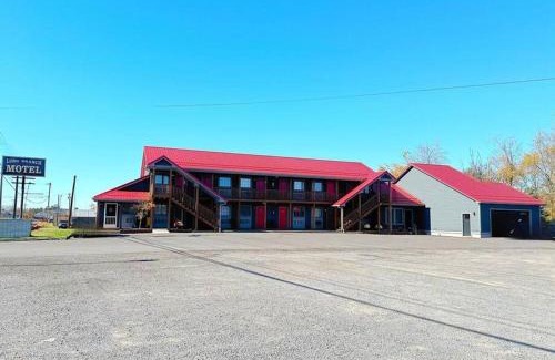 Mountain Lake Park Hotel | Baja Motel