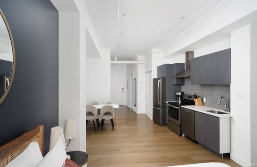 Chinatown Apartment | Bakan - Palais des Congres