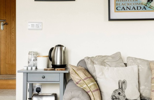 Cymau House | Balcony Room Near Chester
