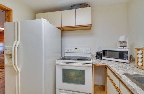 Town of Lysander Apartment | Baldwinsville Apartment w/Seneca River Access!