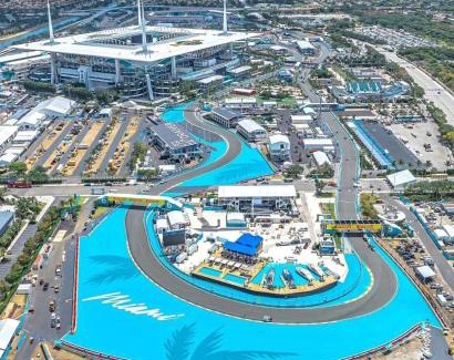 West Hollywood Villa | BALENCIAGA Star Suite 5 mins from Hard Rock Stadium & The Guitar