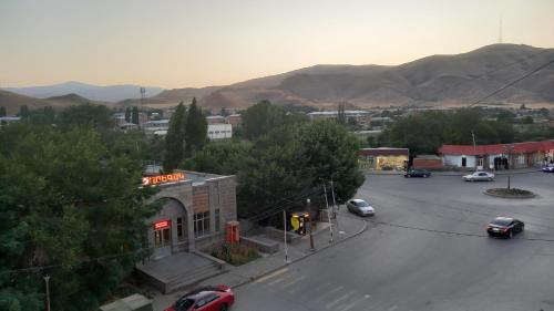 Syunik Province Apartment | Baleni - Apartment in the Heart of Sisian