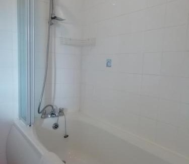 Leven Bed & Breakfast | Balhousie Farm Bed and Breakfast
