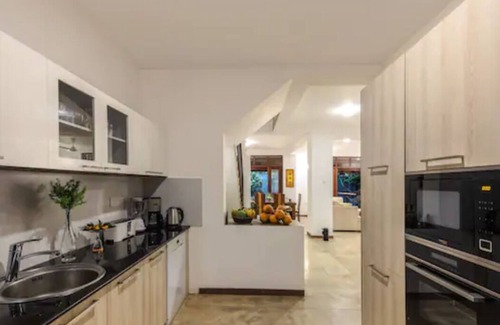 Ambalangoda Villa | Ballarat Luxury Villa - Hikkaduwa