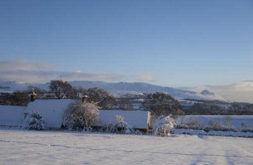 Fintry House | Ballat Smithy Cottage