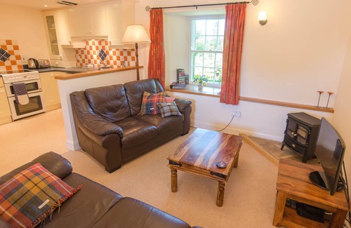 Kippen House | Ballat Smithy Cottage, ideally located for Loch Lomond & Trossachs ST00079F