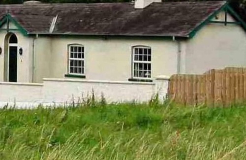 Lisburn House | Ballinderry Station Cottage - luxury stay.