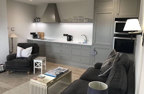 Ballycastle Cottage | Ballintoy Beach Cottage, Secluded Seaside Getaway, Causeway Coast Location